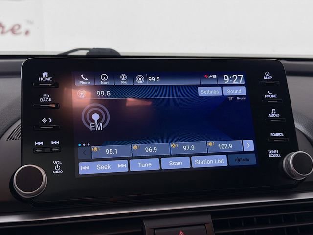 Used 2020 Honda Accord Touring image 18