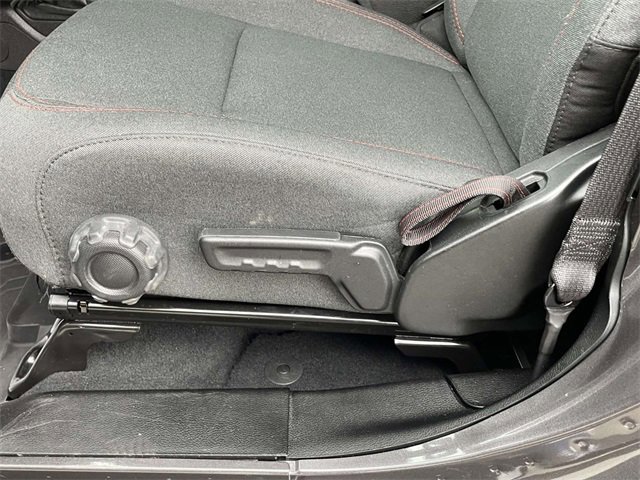 Used 2024 Jeep Wrangler Unlimited Rubicon image 16