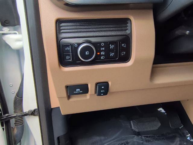 Certified 2025 Ford F450 Lariat w/ Lariat Ultimate Package AWD/4WD image 22