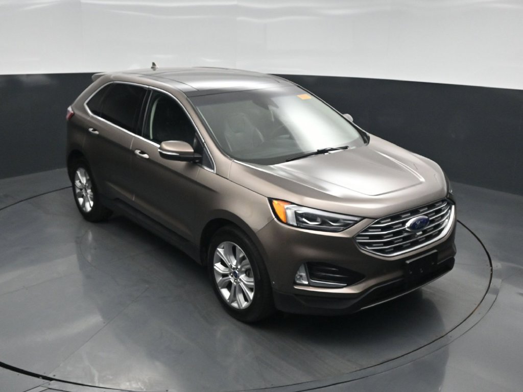 Certified 2019 Ford Edge Titanium w/ Equipment Group 301A FWD image 41