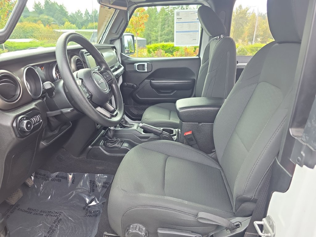 Used 2020 Jeep Wrangler Sport AWD/4WD image 5