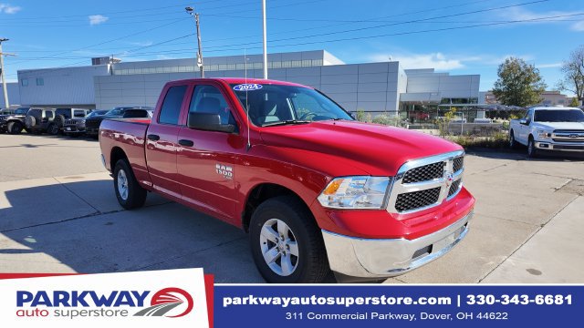 Used 2024 RAM 1500 Classic SLT AWD/4WD image 1