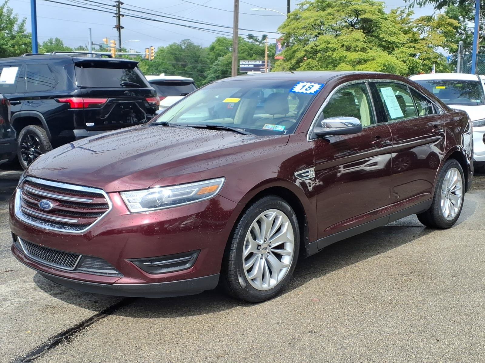 Certified 2018 Ford Taurus Limited FWD image 8