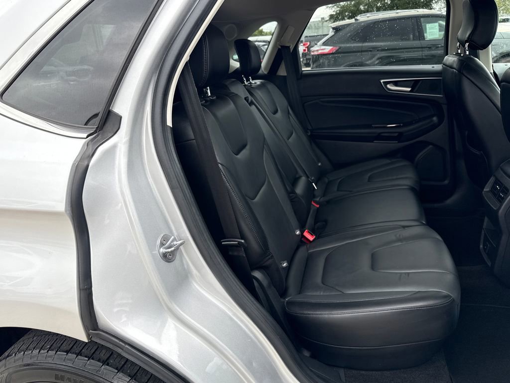 Certified 2018 Ford Edge Titanium image 25