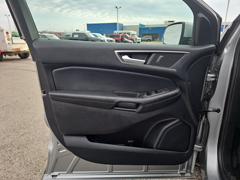 Certified 2022 Ford Edge SEL w/ Cargo Accessory Package AWD/4WD image 25