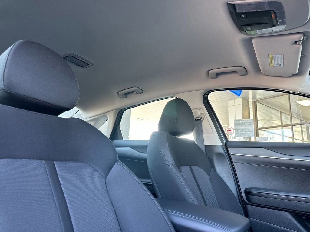Used 2022 Kia K5 LX FWD image 15