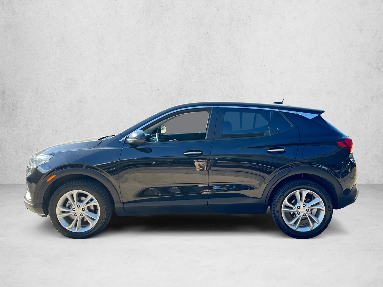 Used 2022 Buick Encore GX Preferred w/ Cold Weather Comfort Package AWD/4WD image 8