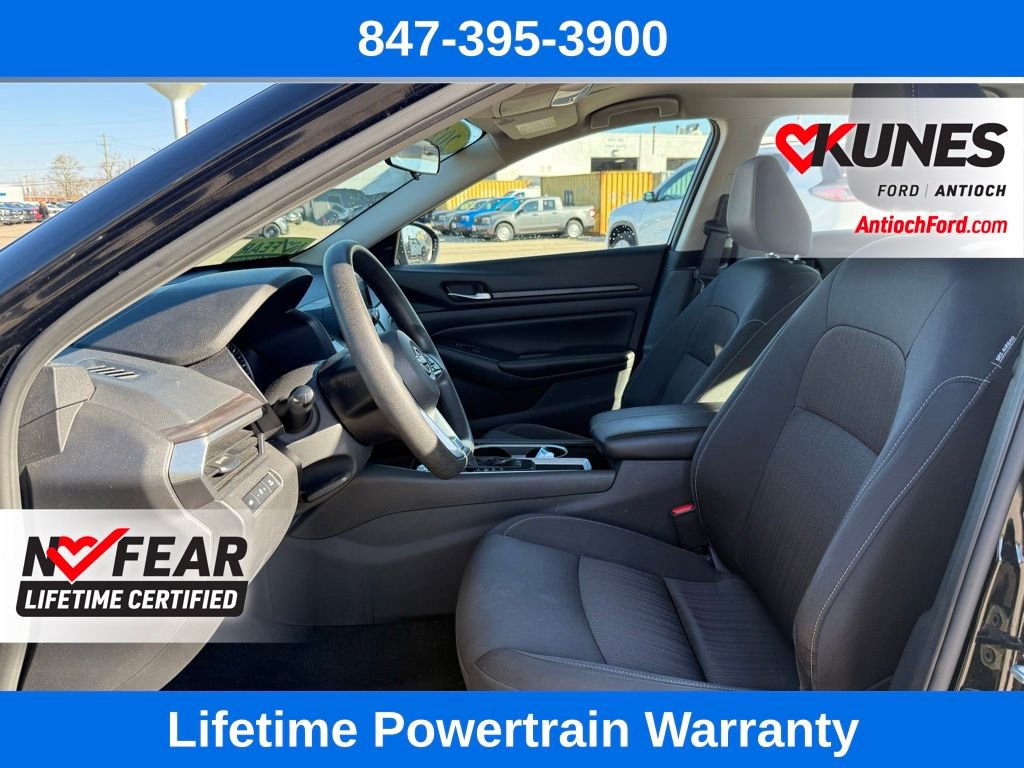 Used 2024 Nissan Altima 2.5 SV image 29
