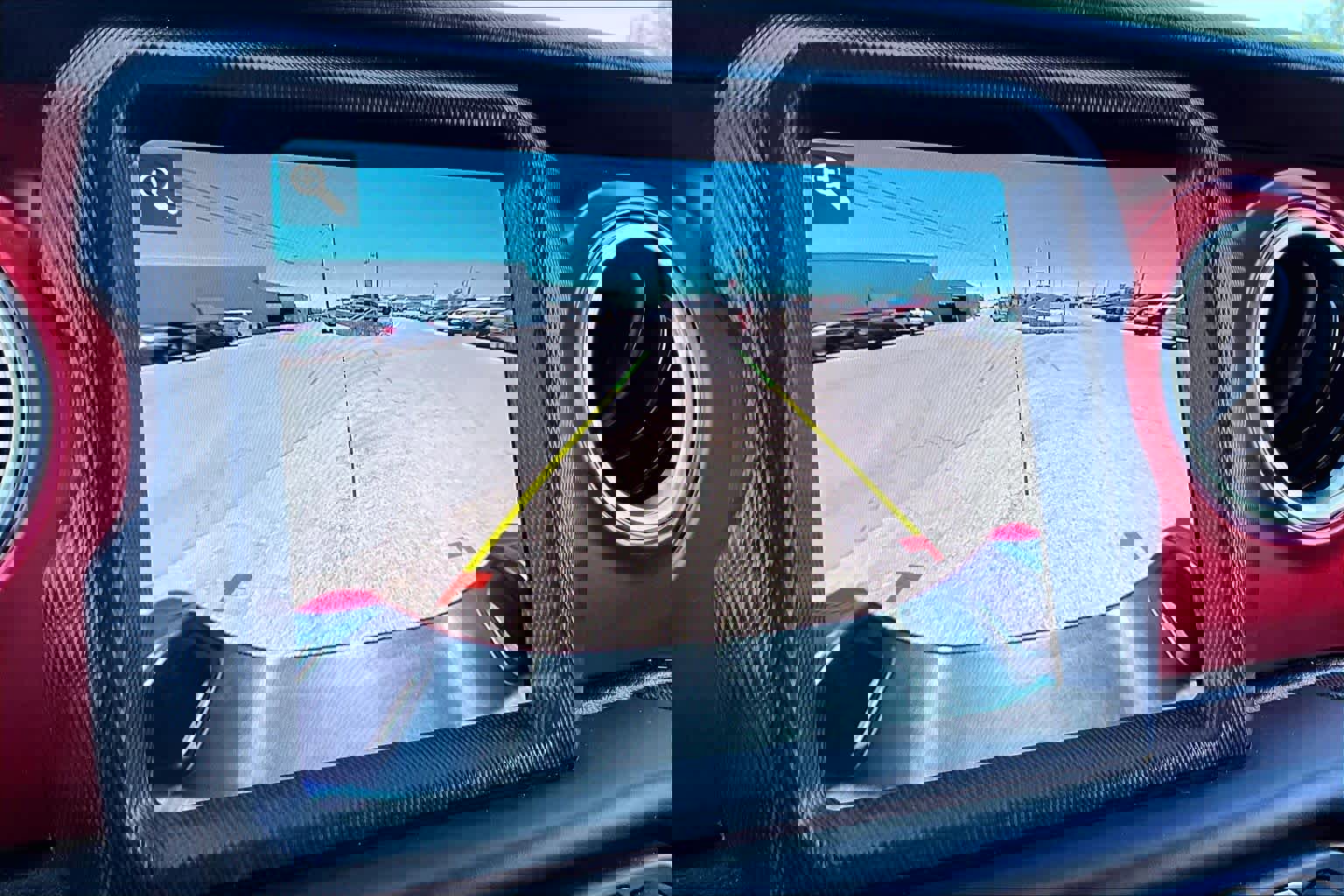 Used 2023 Jeep Gladiator Rubicon w/ Cold Weather Group AWD/4WD image 25