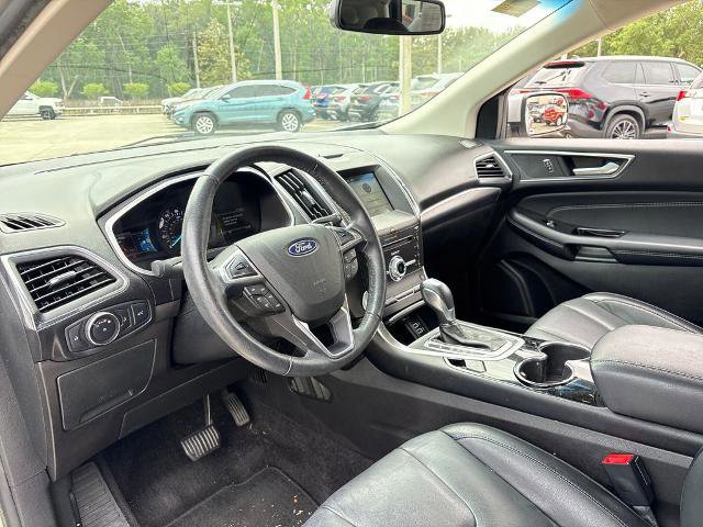 Certified 2018 Ford Edge Titanium image 18