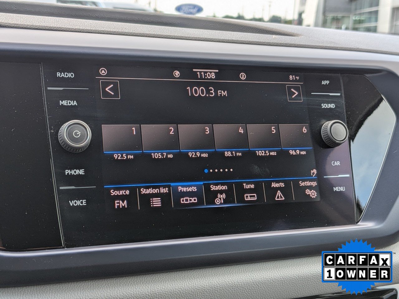 Used 2022 Volkswagen Taos SE FWD image 22