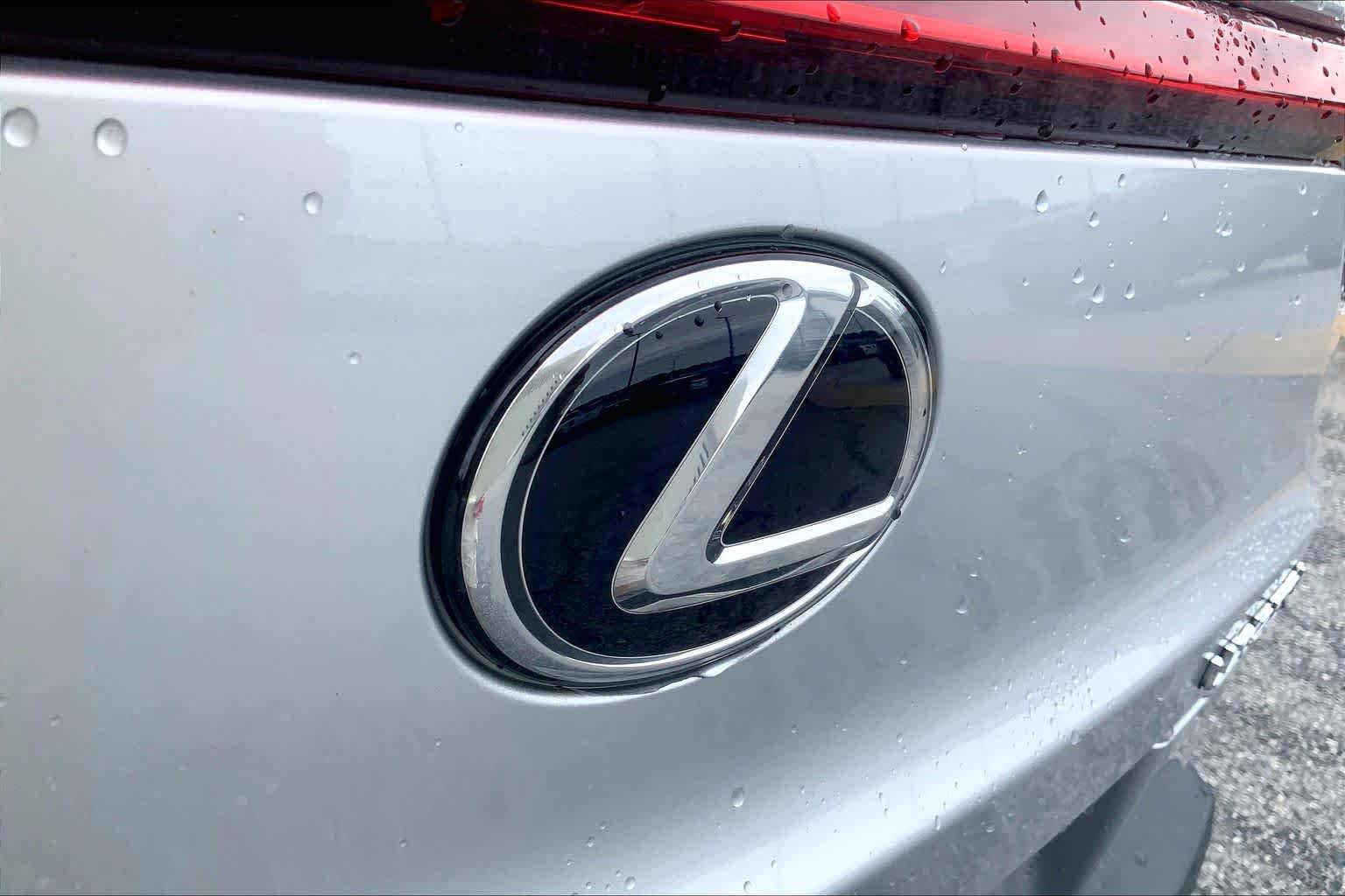 Used 2020 Lexus UX 250h w/ Accessory Package 2 AWD/4WD image 30