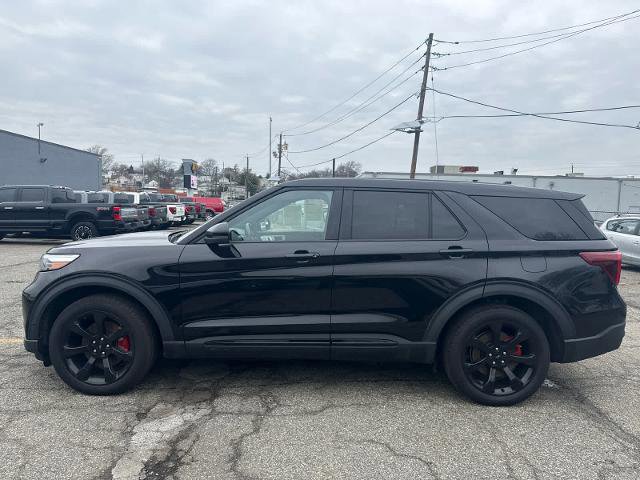 Certified 2022 Ford Explorer ST w/ Equipment Group 401A image 4