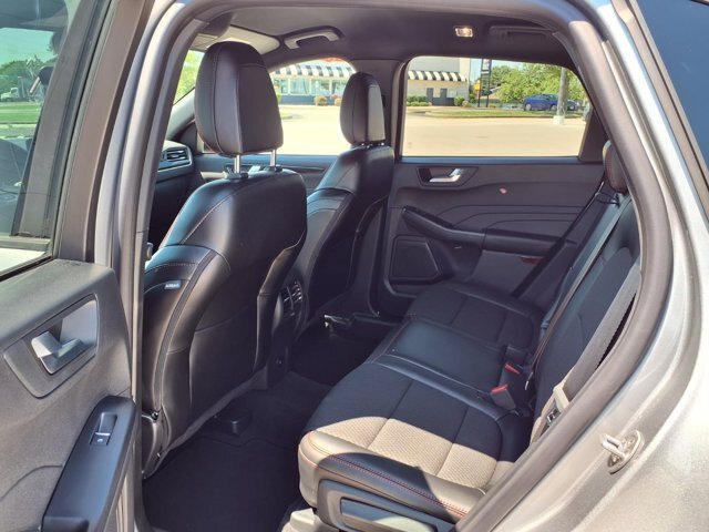 Certified 2024 Ford Escape ST-Line w/ Tech Pack #1 AWD/4WD image 24