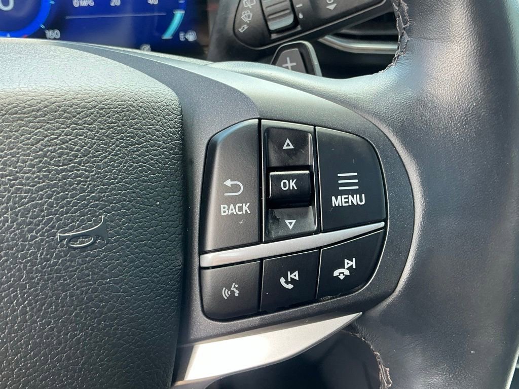 Certified 2020 Ford Explorer Platinum w/ Premium Technology Package AWD/4WD image 39
