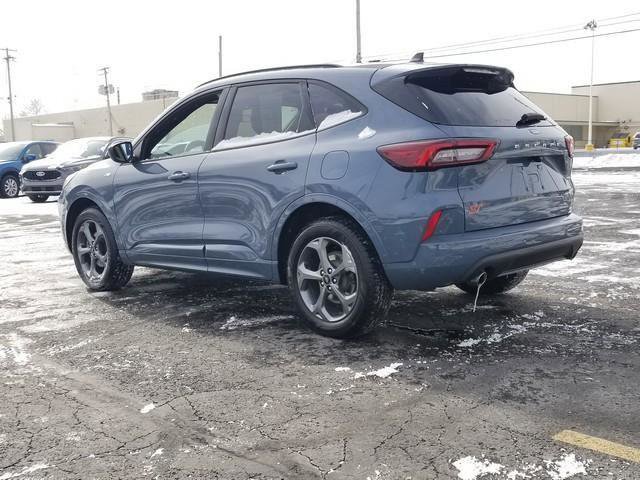 Certified 2023 Ford Escape ST-Line w/ Tech Pack #1 image 5