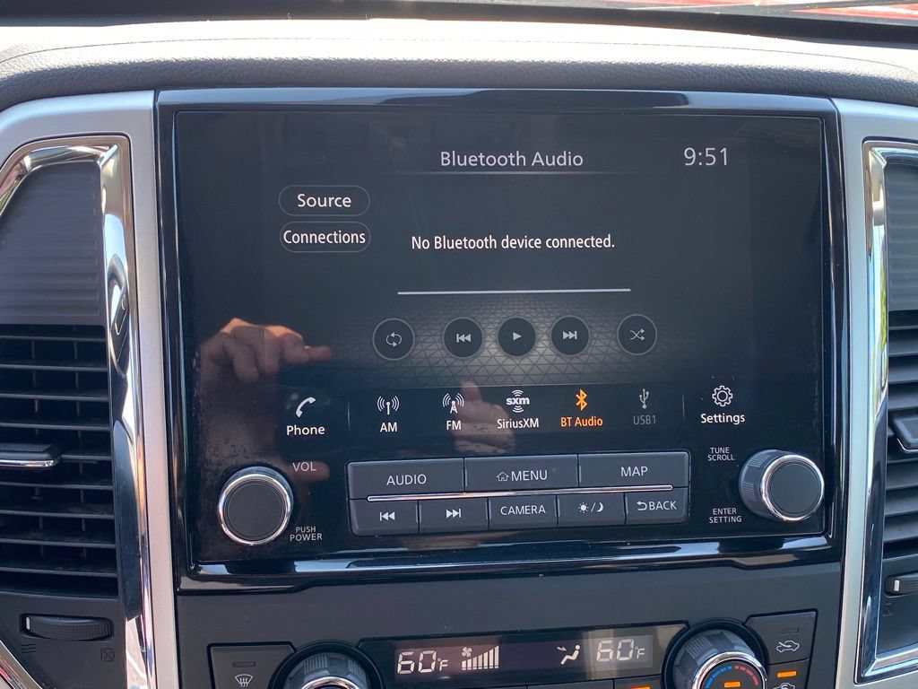 Used 2021 Nissan Titan SV w/ SV Convenience Package RWD image 16