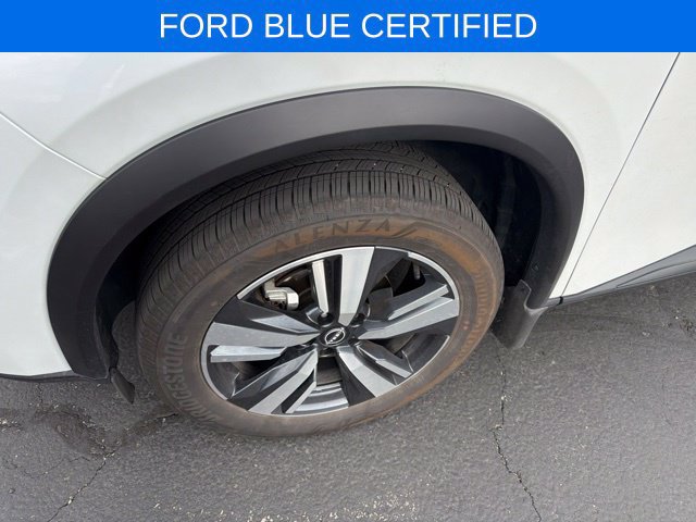Used 2025 Nissan Rogue SL w/ SL Premium Package AWD/4WD image 15