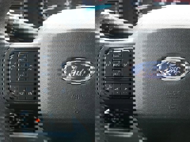 Certified 2024 Ford F350 XLT w/ FX4 Off-Road Package image 18