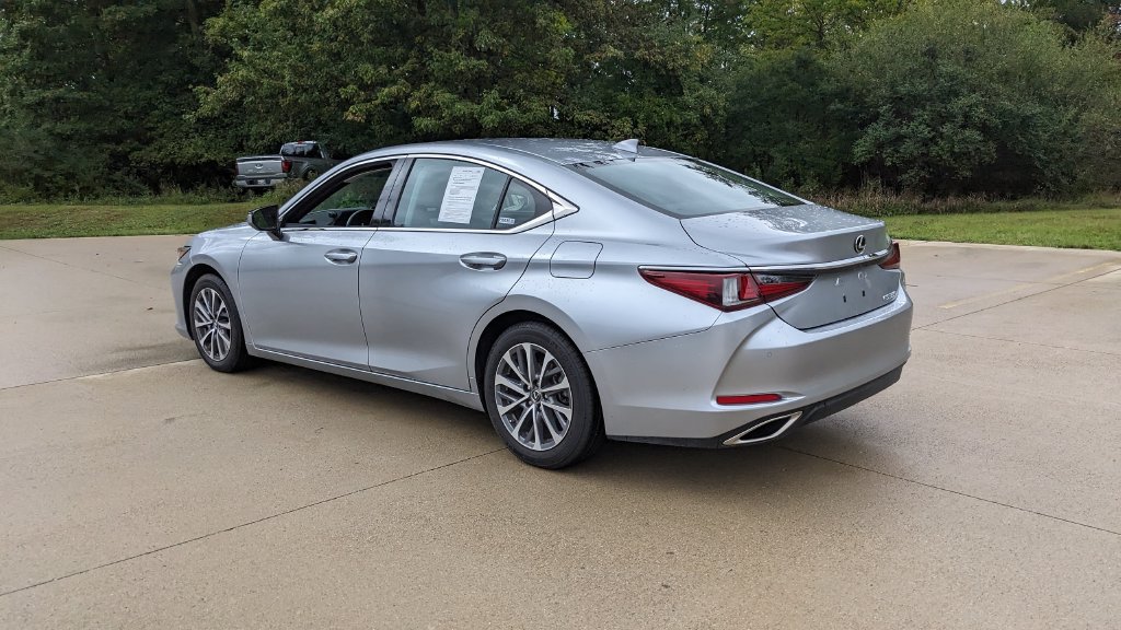 Used 2022 Lexus ES 350 w/ Premium Package FWD image 5