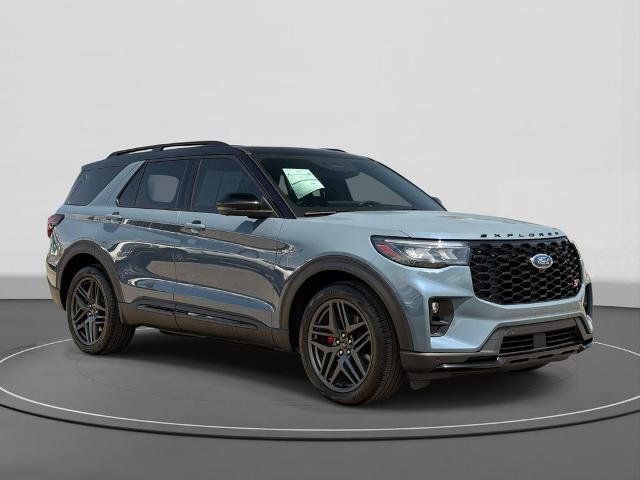 Certified 2025 Ford Explorer ST w/ Sun And Sound Package AWD/4WD image 4