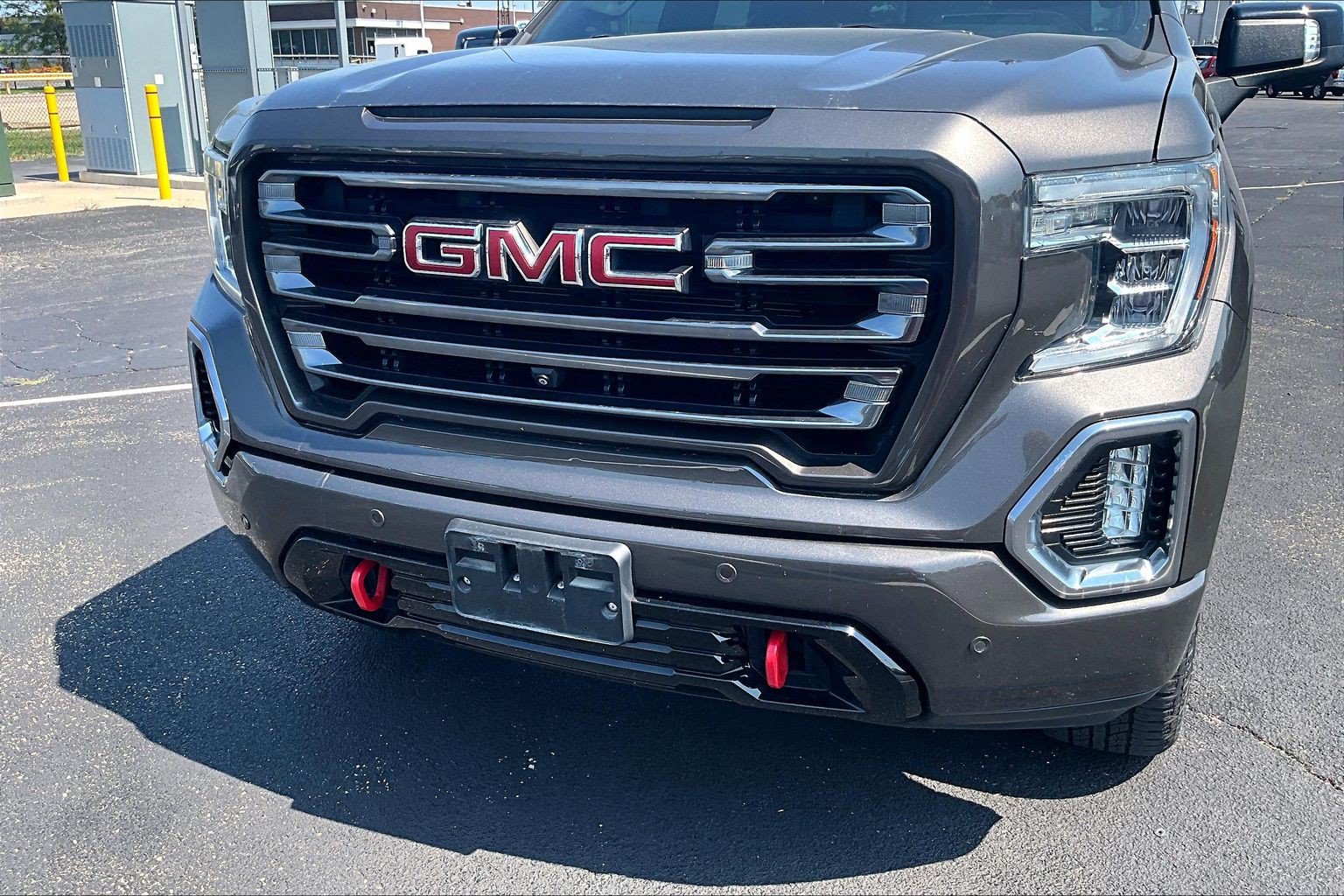 Used 2019 GMC Sierra 1500 AT4 w/ AT4 Premium Package AWD/4WD image 4