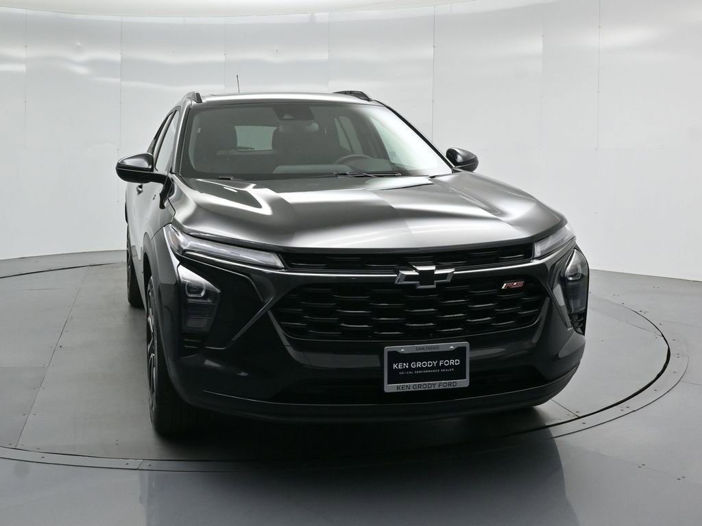 Used 2024 Chevrolet Trax RS w/ Sunroof Package FWD image 50