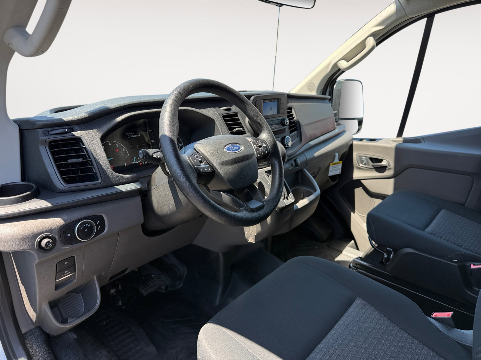 Certified 2025 Ford Transit 250 Low Roof w/ Exterior Upgrade Package RWD image 15