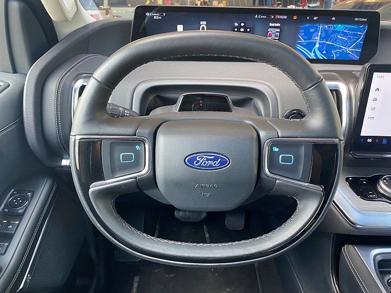 Certified 2025 Ford Expedition Max Platinum AWD/4WD image 19