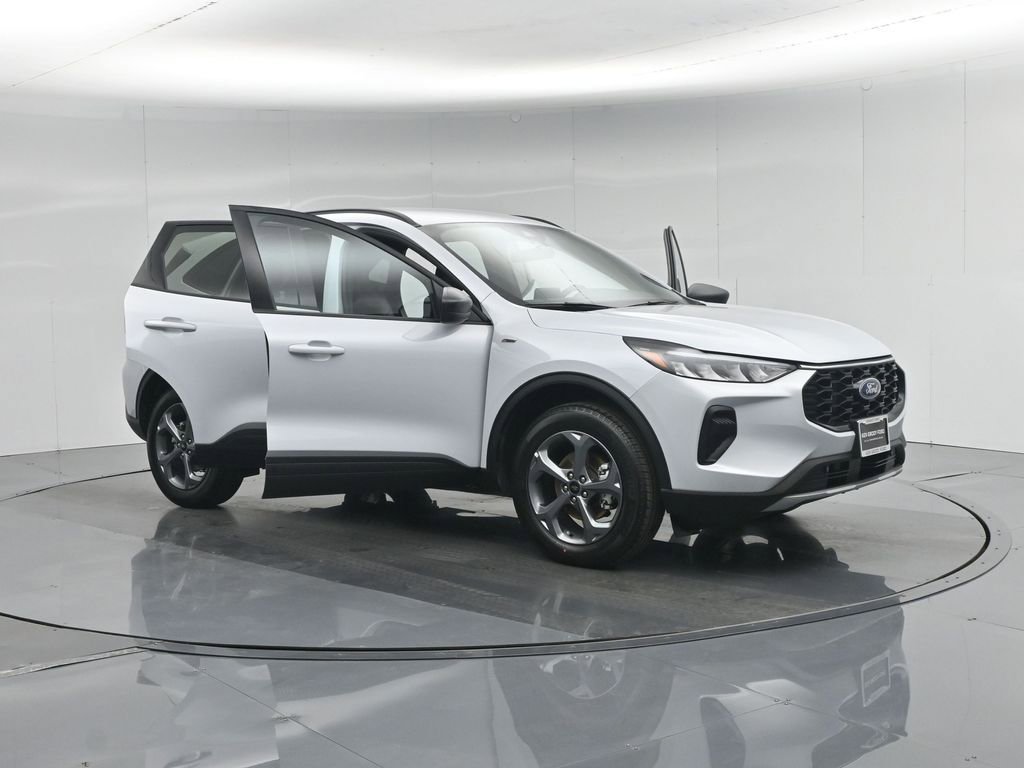 Certified 2025 Ford Escape ST-Line AWD/4WD image 35