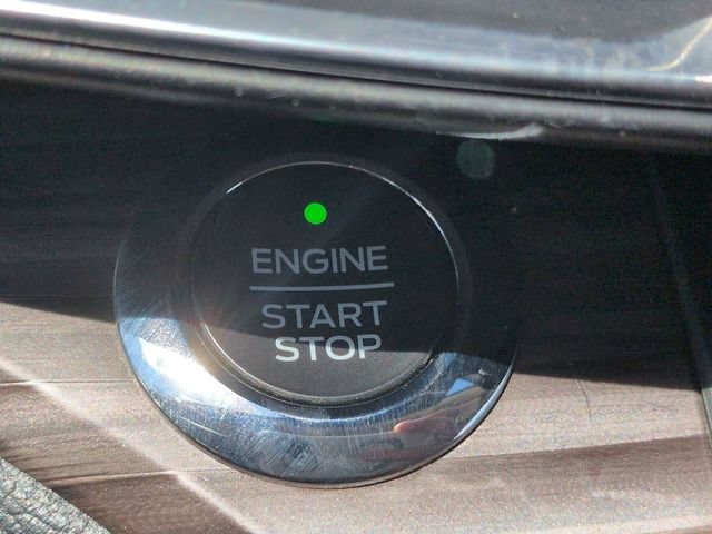 Certified 2020 Ford Explorer Limited RWD image 33