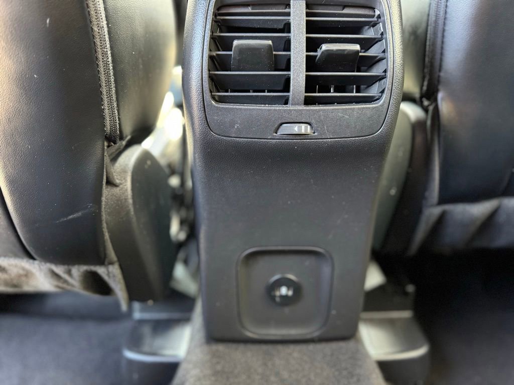 Certified 2025 Ford Escape ST-Line image 12