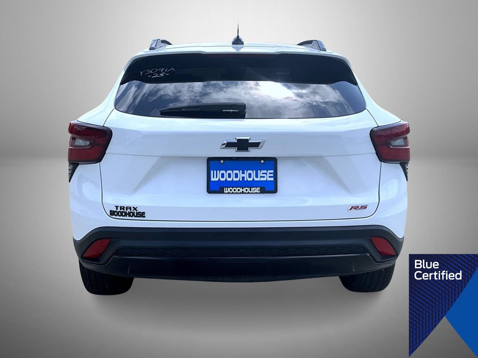 Used 2025 Chevrolet Trax RS w/ Driver Confidence Package FWD image 6