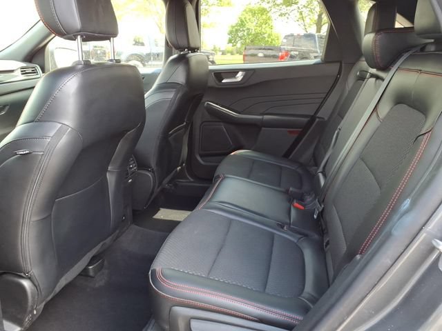 Certified 2023 Ford Escape ST-Line w/ Tech Pack #1 AWD/4WD image 10
