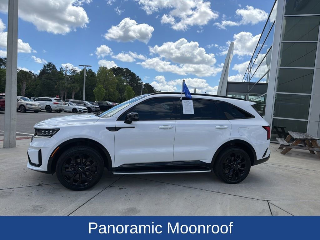 Used 2023 Kia Sorento SX AWD/4WD image 5