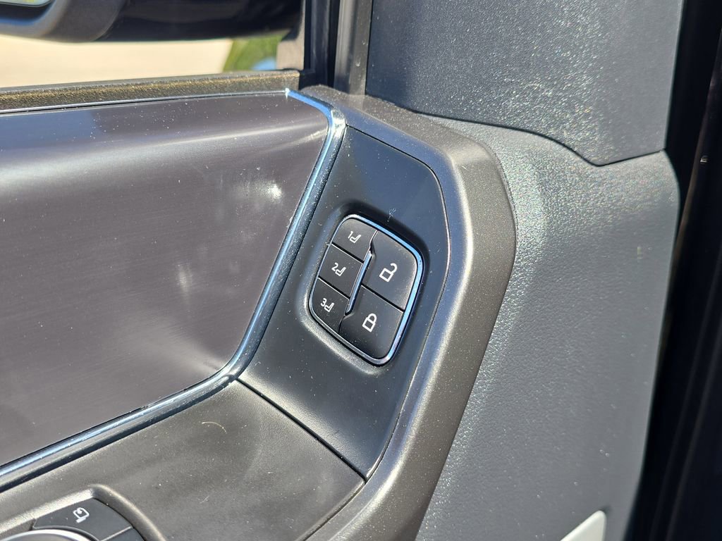 Certified 2023 Ford F150 Lariat w/ Equipment Group 502A High image 17