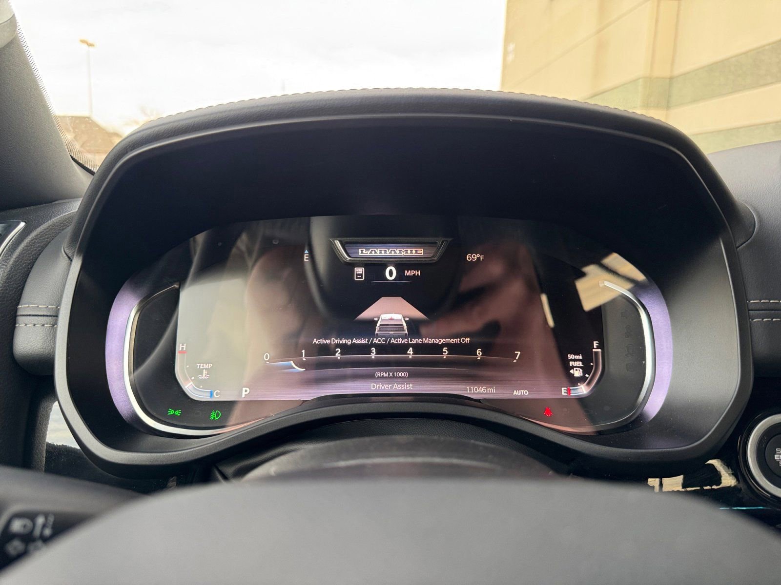 Used 2025 RAM 1500 Laramie w/ Night Edition image 36