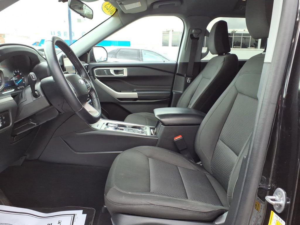 Certified 2023 Ford Explorer XLT AWD/4WD image 15