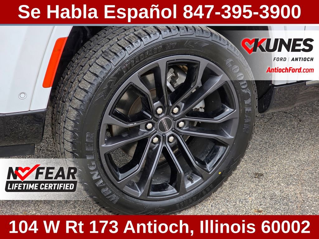 Used 2024 Jeep Grand Wagoneer L Series II w/ Quick Order Packagew 28T AWD/4WD image 17