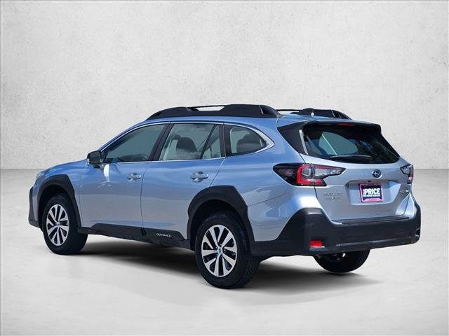 Used 2025 Subaru Outback AWD/4WD image 8