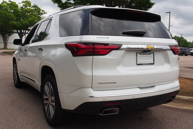 Used 2023 Chevrolet Traverse High Country FWD image 5