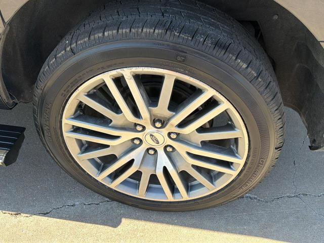 Certified 2022 Ford Expedition Max Limited image 15