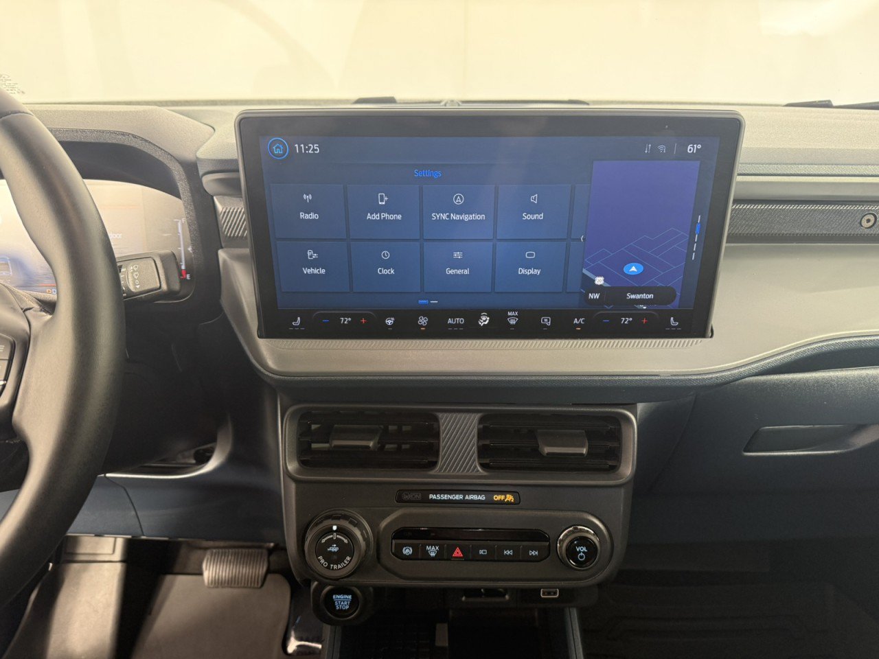 Certified 2025 Ford Maverick Lariat w/ Black Appearance Package AWD/4WD image 19