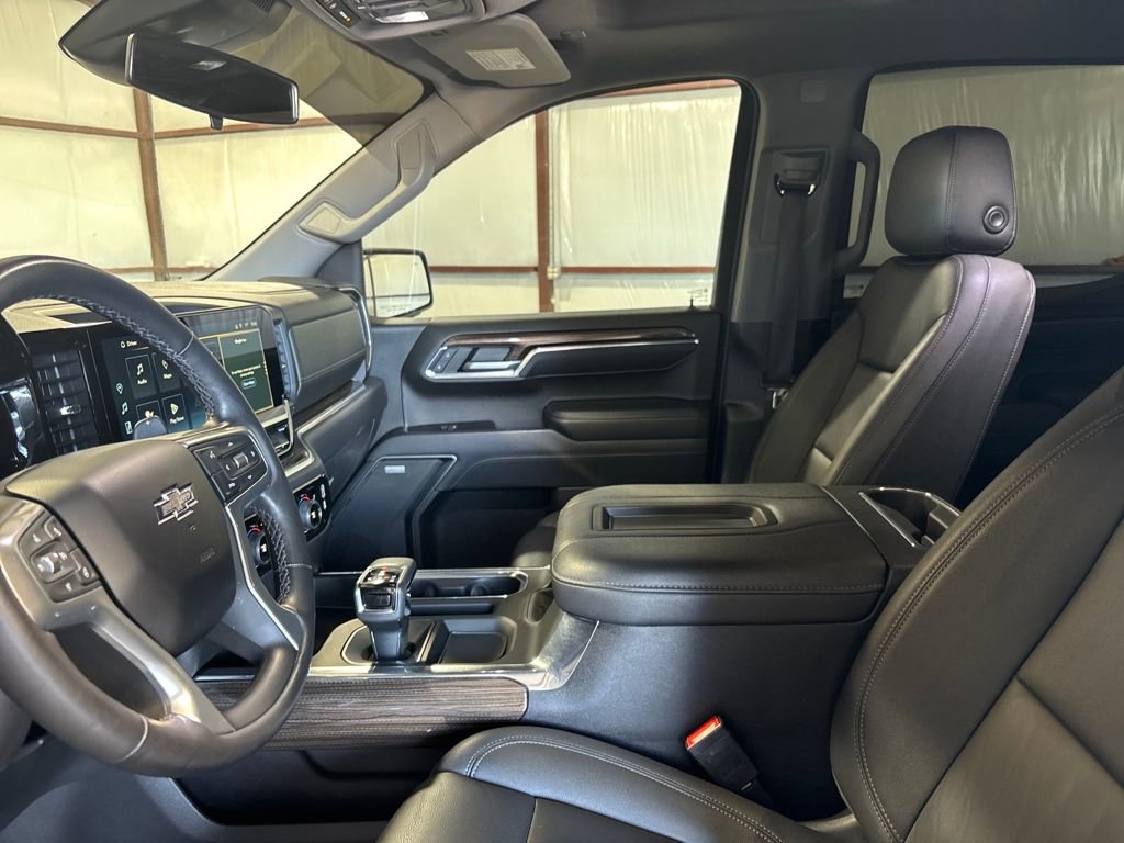 Used 2022 Chevrolet Silverado 1500 LT Trail Boss w/ LT Trail Boss Premium Package image 13