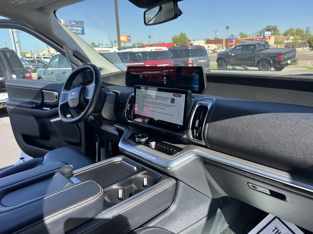 Certified 2025 Ford Expedition Platinum w/ Driver's Package image 19