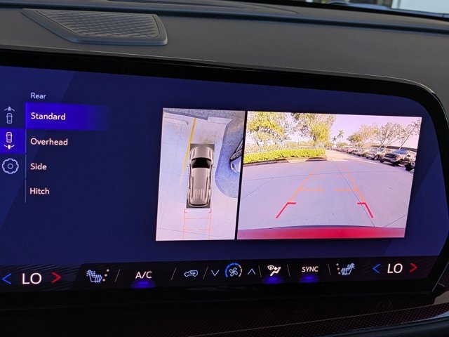 Used 2026 Chevrolet Traverse Z71 w/ Enhanced Driving Package image 32