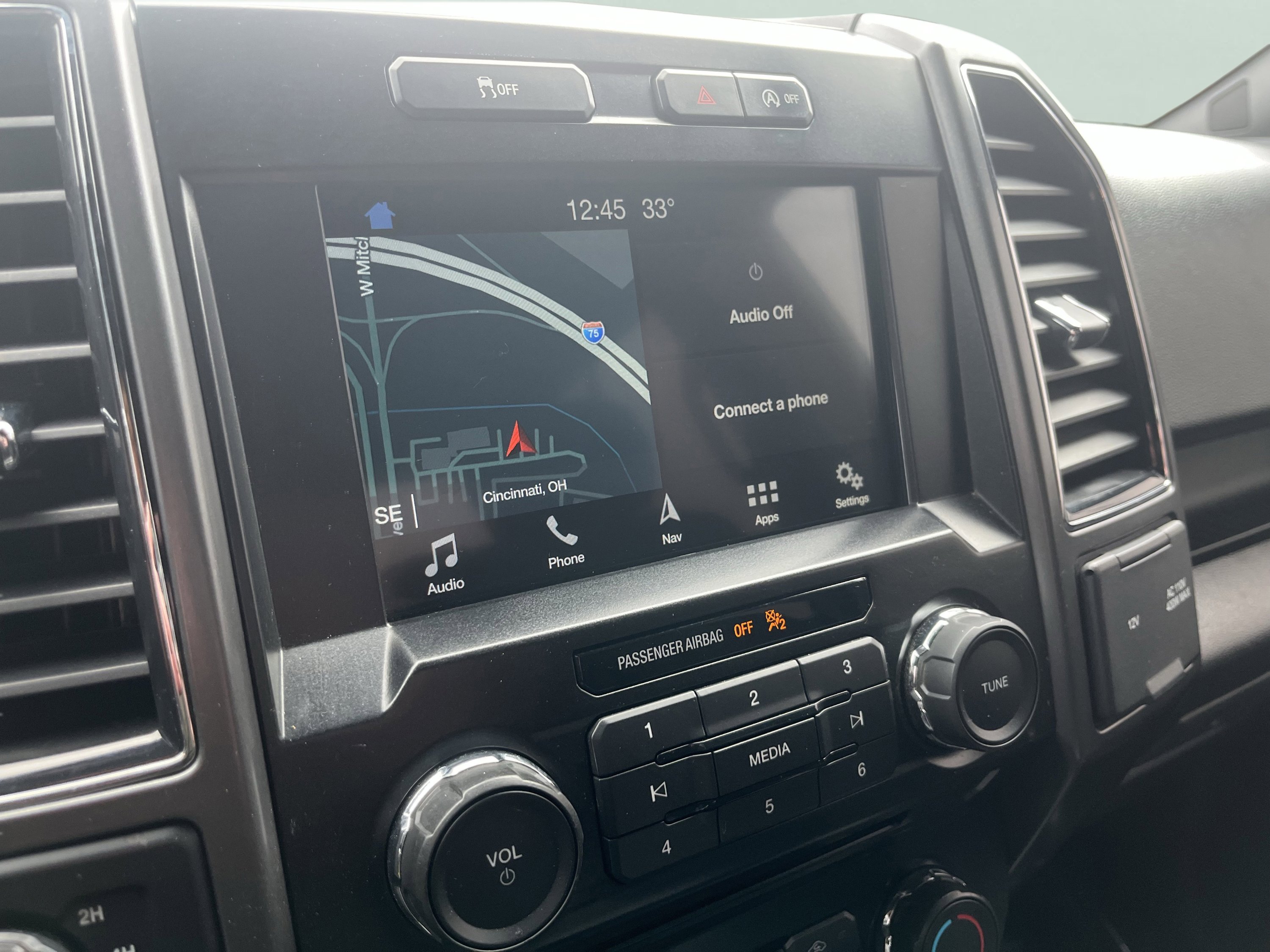 Certified 2017 Ford F150 XLT w/ Equipment Group 302A Luxury image 22