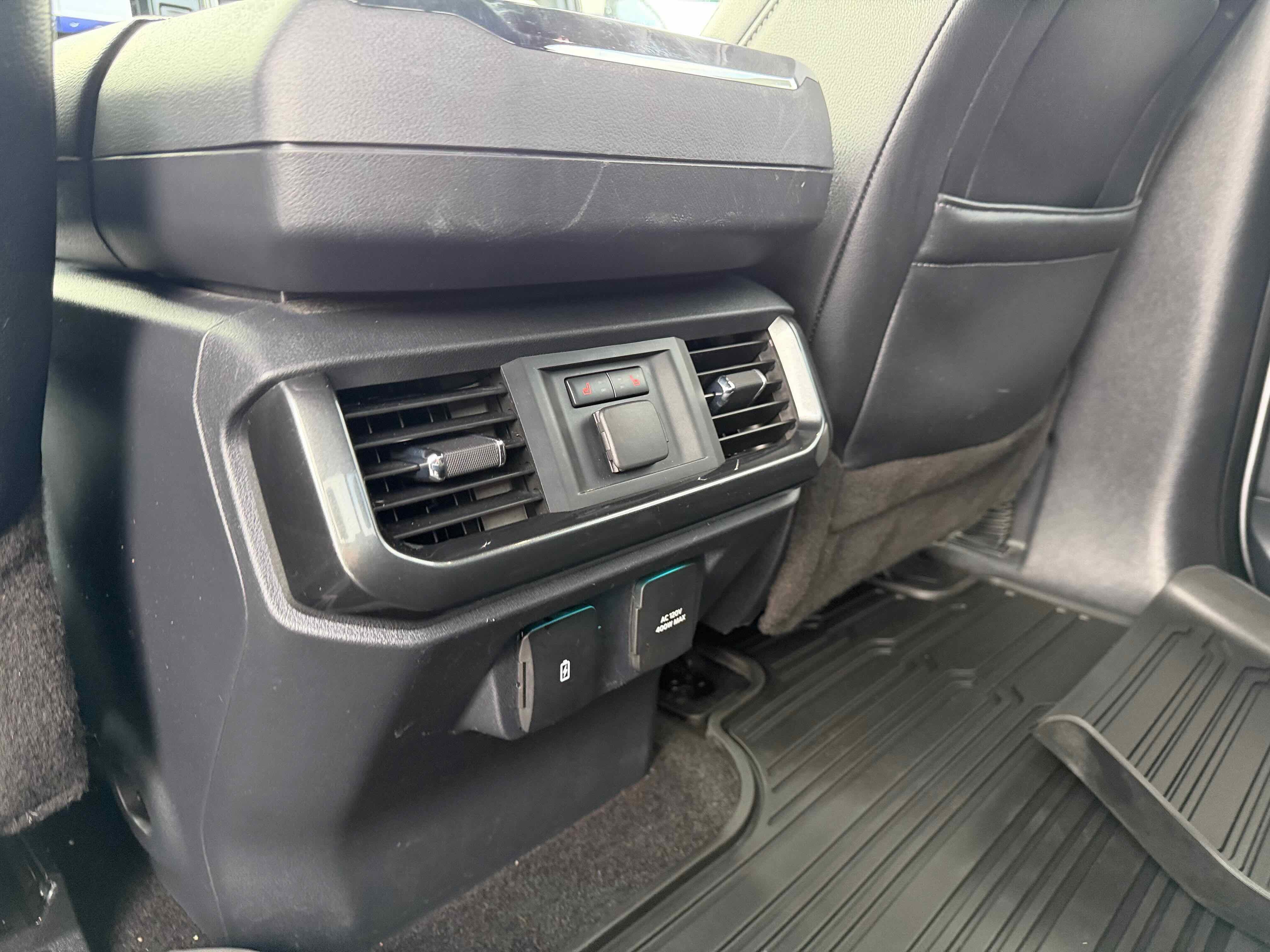 Certified 2022 Ford F150 Lariat w/ Equipment Group 502A High image 30