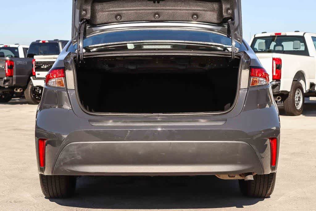 Used 2024 Toyota Corolla LE FWD image 26