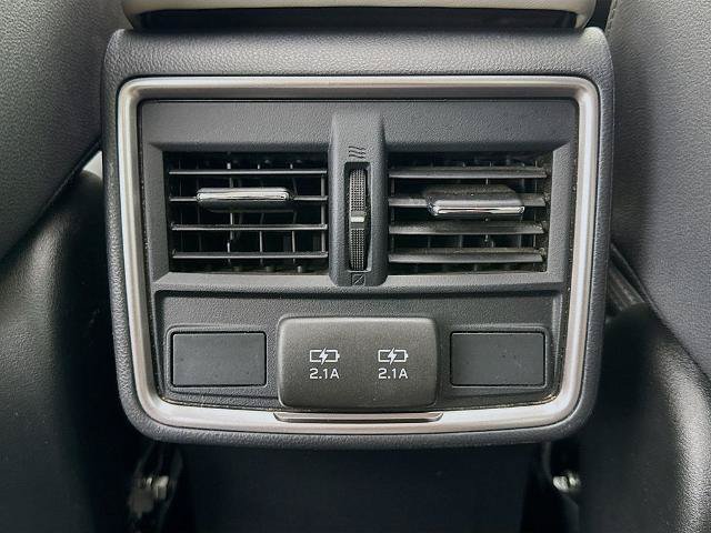 Used 2021 Subaru Forester Premium AWD/4WD image 25